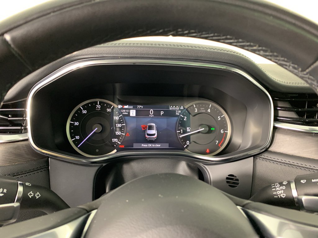 Used 2022 Jaguar F-PACE S image 23