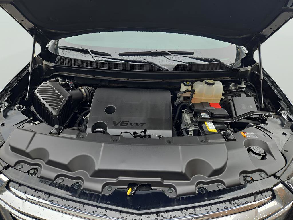 Used 2023 Chevrolet Traverse Premier image 16