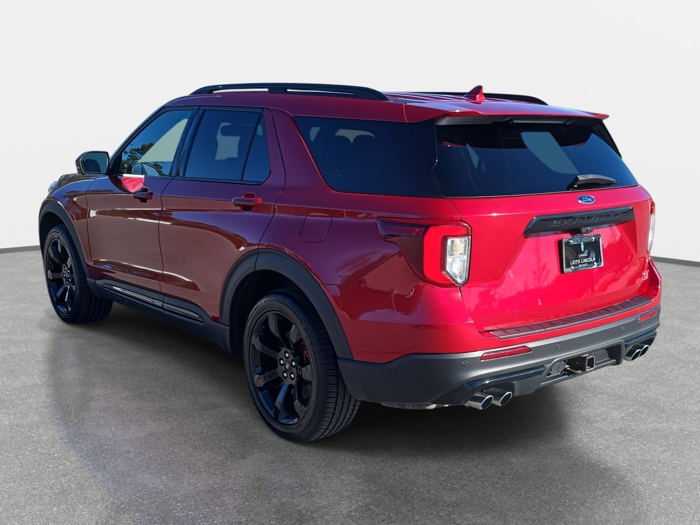 Used 2020 Ford Explorer ST w/ ST High-Performance Pack image 7