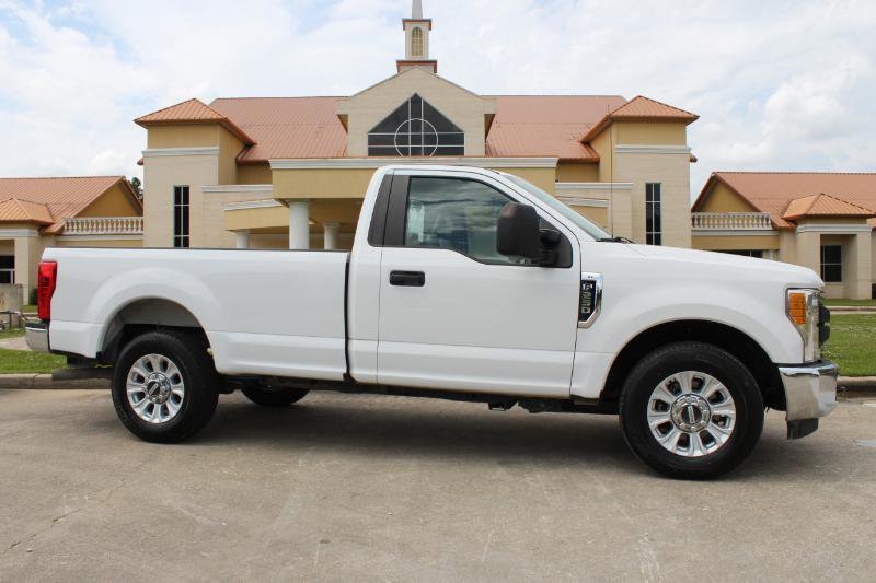 Used 2017 Ford F250 XL w/ XL Value Package RWD image 3