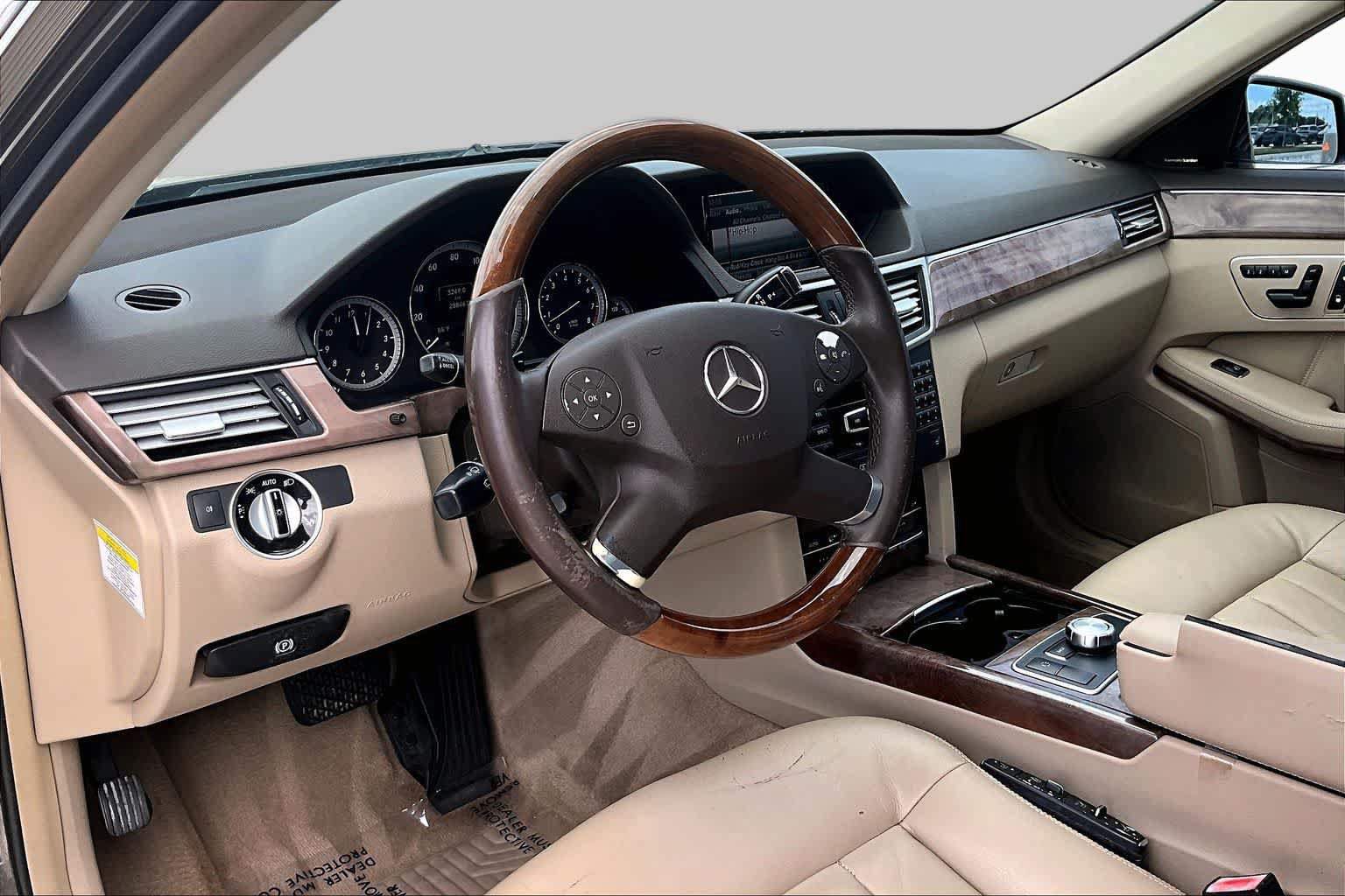 Used 2013 Mercedes-Benz E 350 Sedan image 15