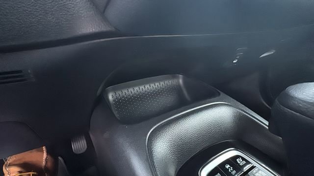 Used 2024 Toyota Corolla LE image 21