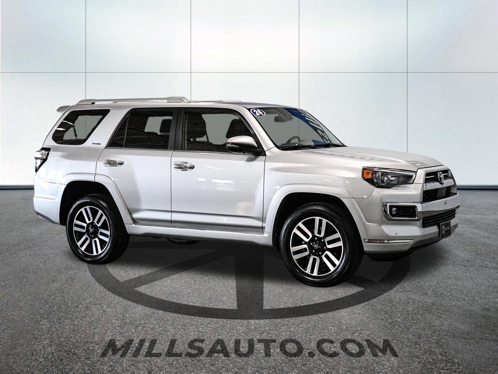 Used 2024 Toyota 4Runner Limited AWD/4WD image 11