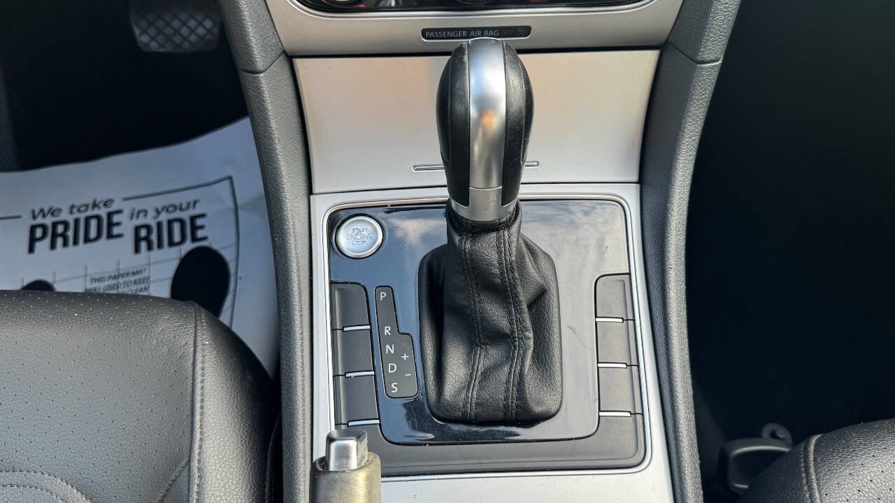 Used 2019 Volkswagen Passat 2.0T Wolfsburg FWD image 14