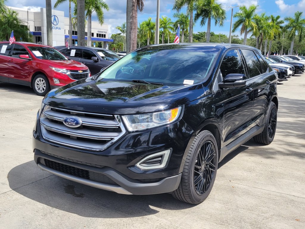 Used 2018 Ford Edge SEL w/ Equipment Group 201A FWD image 3
