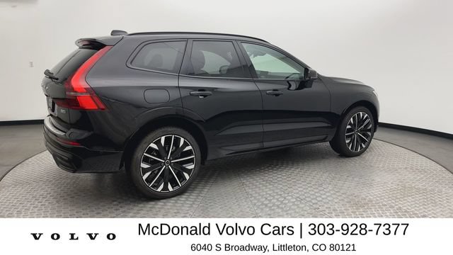 Used 2026 Volvo XC60 B5 Ultra w/ Protection Package Premier AWD/4WD image 2