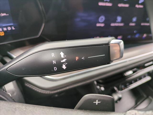 Used 2025 Chevrolet Tahoe LT AWD/4WD image 12