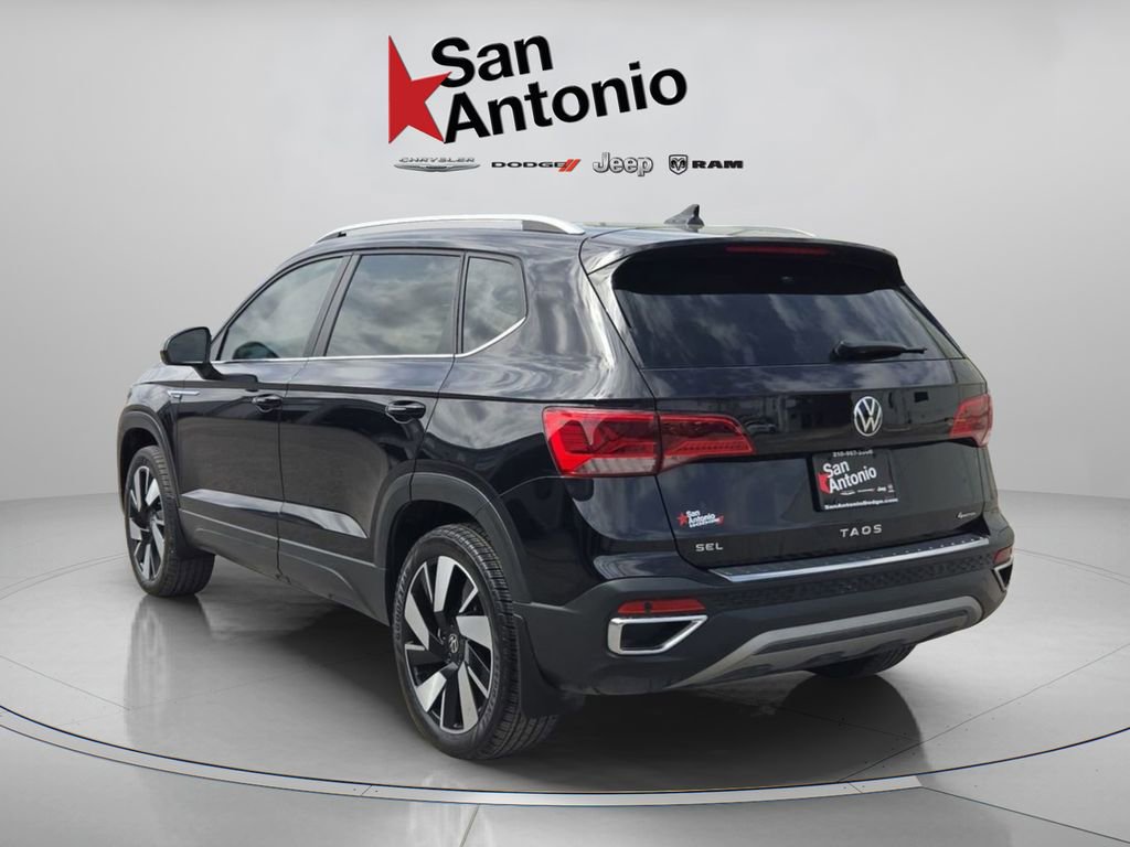 Used 2024 Volkswagen Taos SEL image 6