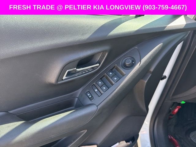 Used 2015 Chevrolet Trax LT w/ LT Plus Package image 9