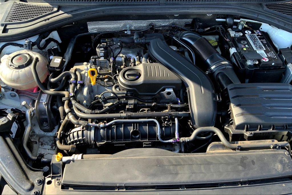 Used 2022 Volkswagen Jetta SE image 33