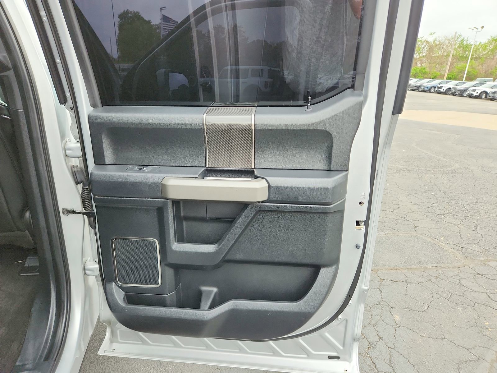 Used 2019 Ford F150 Raptor w/ Equipment Group 802A Luxury AWD/4WD image 30