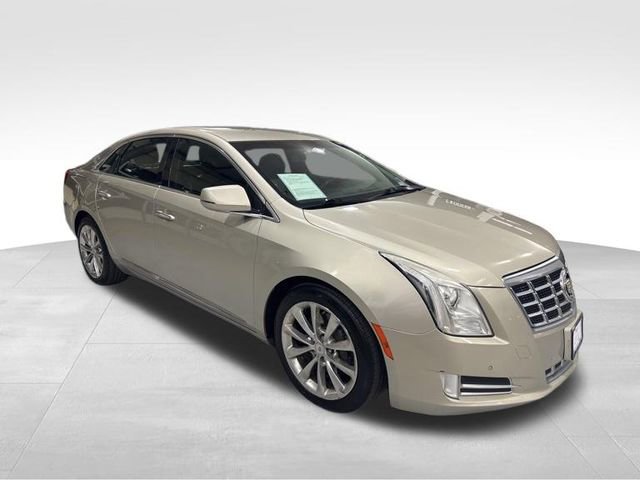 Used 2013 Cadillac XTS Luxury image 3