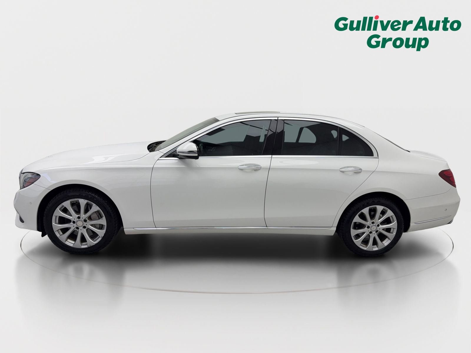 Used 2017 Mercedes-Benz E 300 image 3