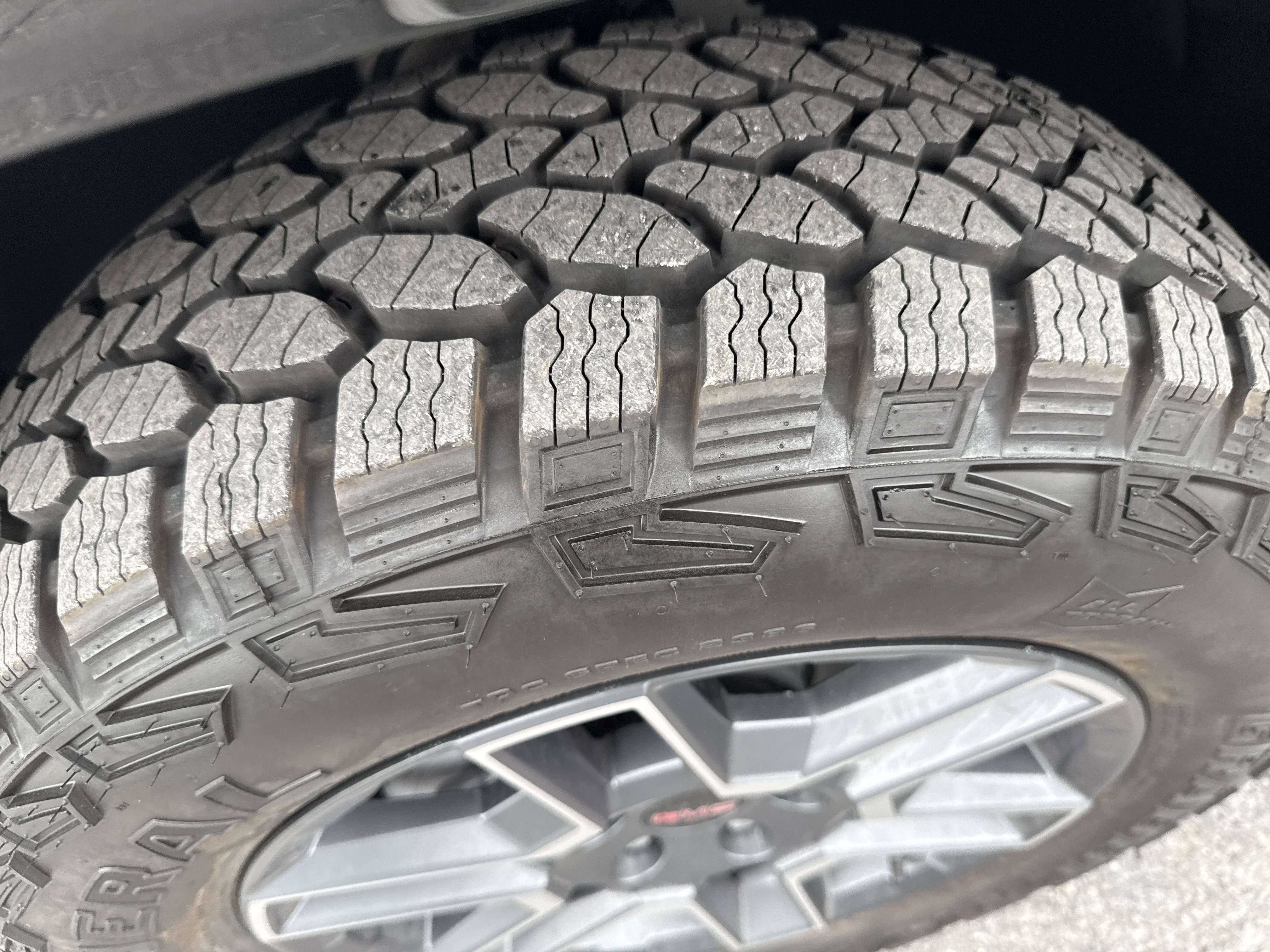New 2026 GMC Terrain AT4 w/ Convenience Package III AWD/4WD image 11