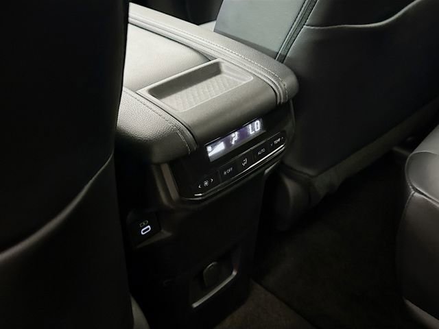 Used 2024 Toyota Grand Highlander XLE image 25