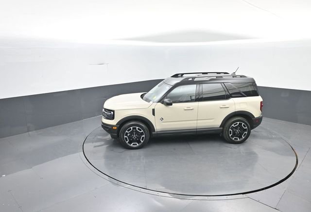 Certified 2024 Ford Bronco Sport Outer Banks w/ Tech Package image 22