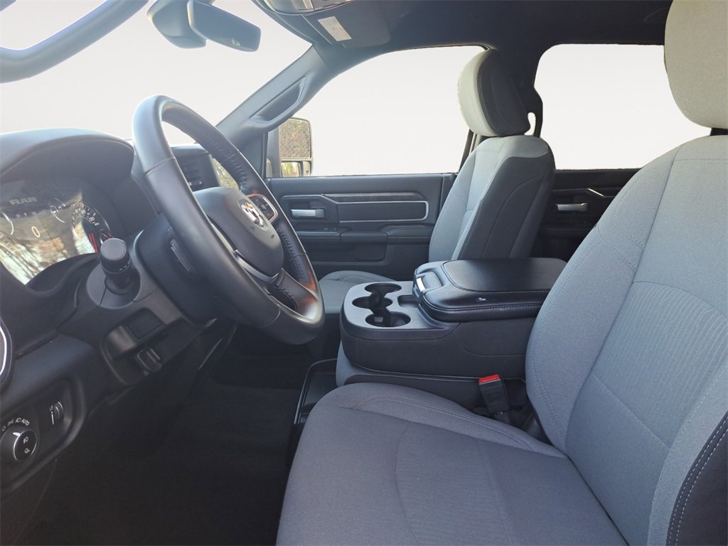 Used 2024 RAM 2500 Big Horn w/ Bed Utility Group image 9