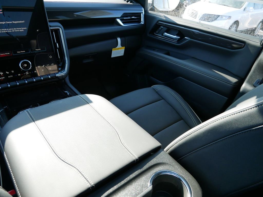 New 2026 GMC Yukon XL Elevation w/ Elevation Premium Package image 12
