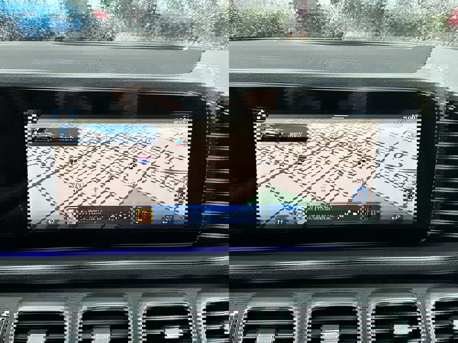 Used 2025 Mercedes-Benz GLE 450e 4MATIC image 28