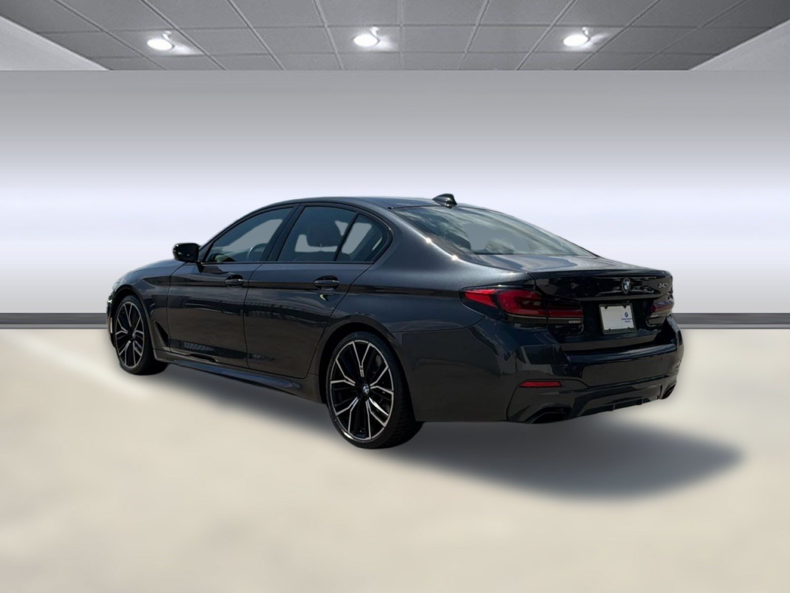 Used 2022 BMW 540i w/ M Sport Package RWD image 3