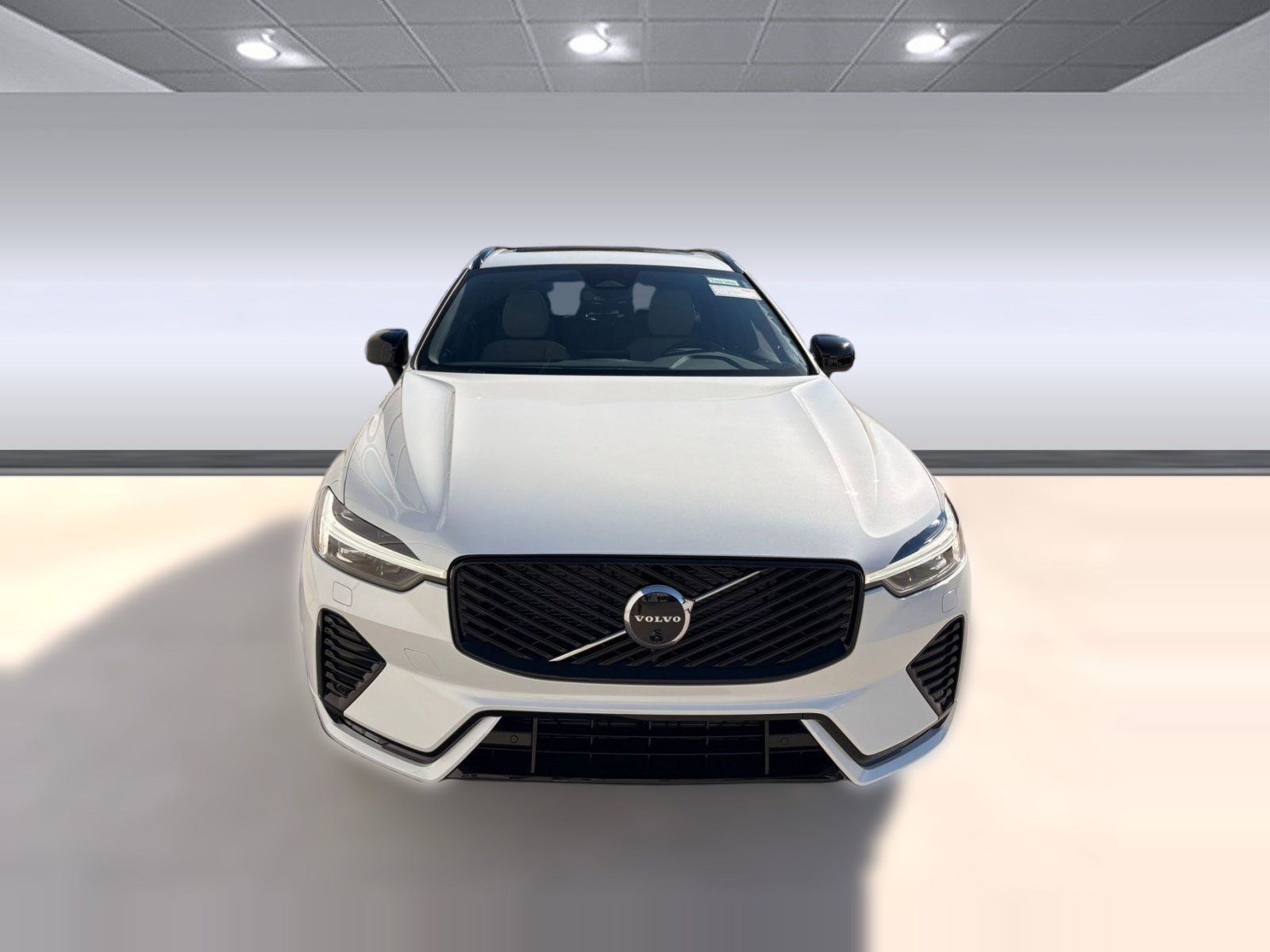 Used 2026 Volvo XC60 B5 Plus w/ Protection Package Premier image 6