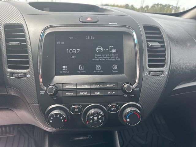 Used 2017 Kia Forte S image 17