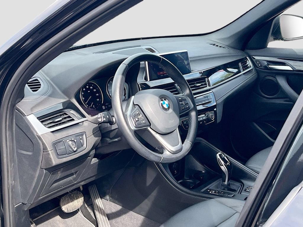 Used 2022 BMW X1 sDrive28i w/ Convenience Package FWD image 9