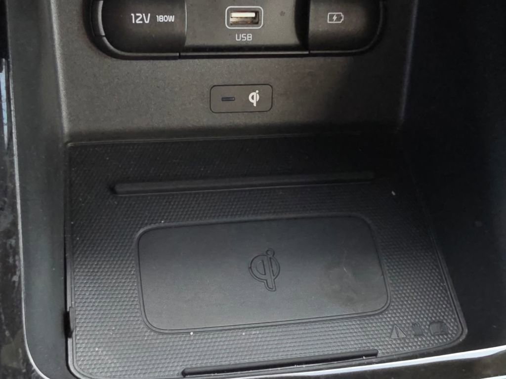 Used 2021 Kia Telluride EX w/ EX Premium Package image 17