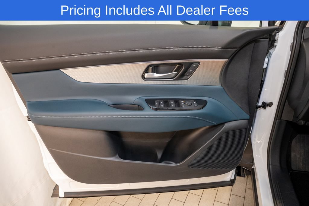 New 2026 Nissan Murano Platinum w/ Cargo Package AWD/4WD image 14
