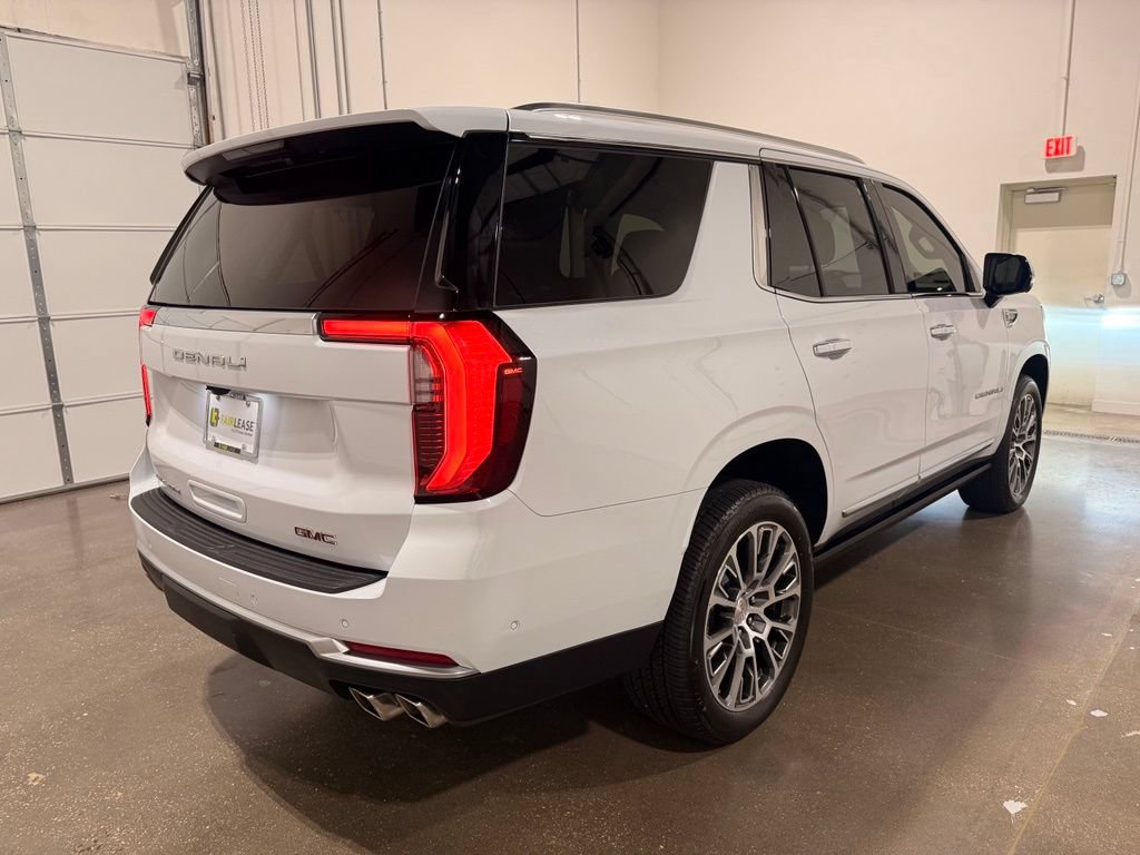 Used 2026 GMC Yukon Denali w/ Sun & Power Step Package AWD/4WD image 5