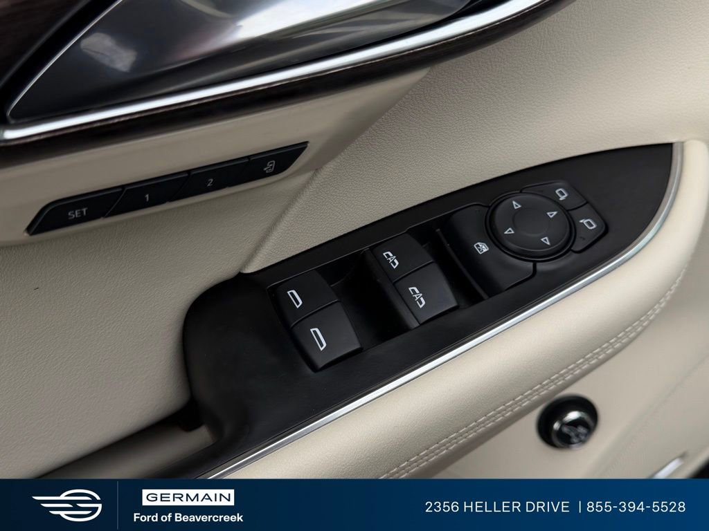 Used 2021 Buick Envision Avenir w/ Technology Package II AWD/4WD image 17