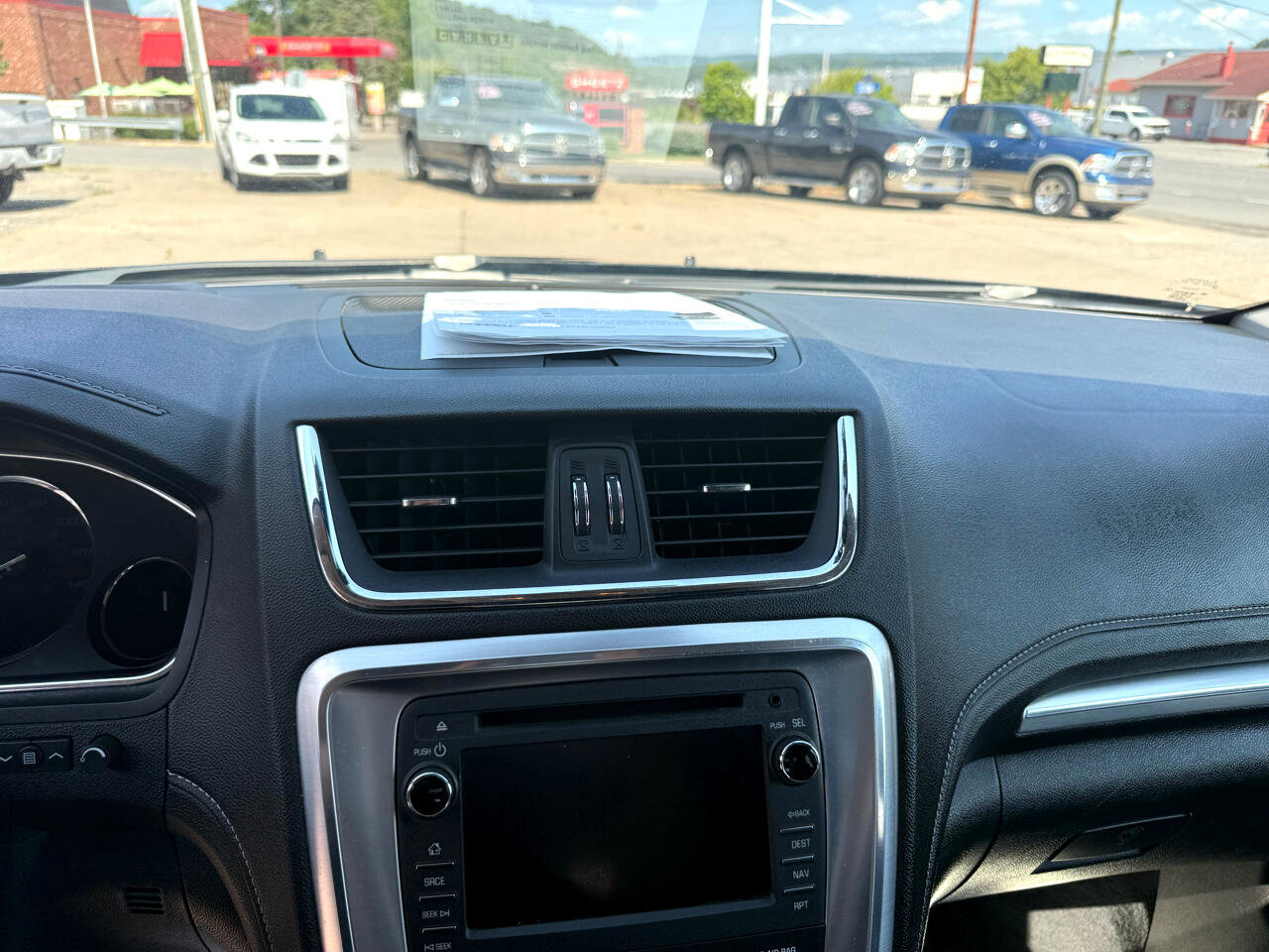 Used 2017 GMC Acadia Limited SLT image 29