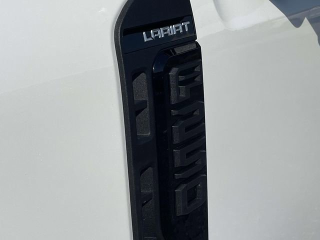 New 2026 Ford F250 Lariat w/ Black Appearance Package image 22