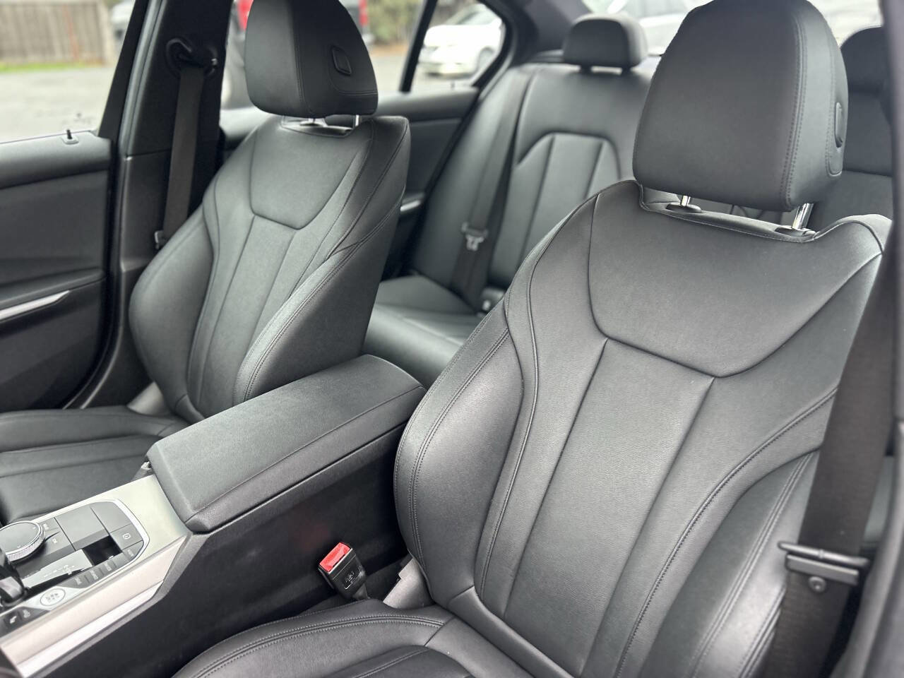 Used 2020 BMW 330i xDrive Sedan w/ Premium Package image 18