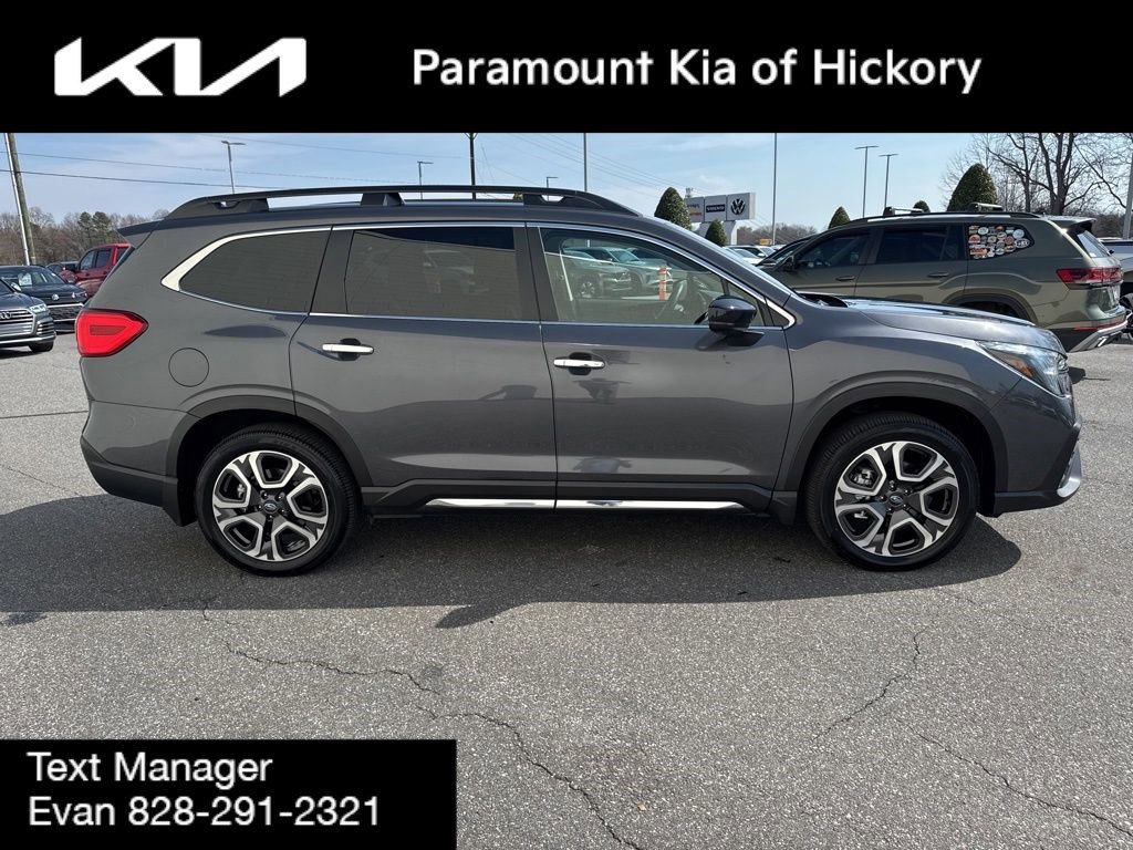 Used 2025 Subaru Ascent Touring w/ Popular Package #2 image 8