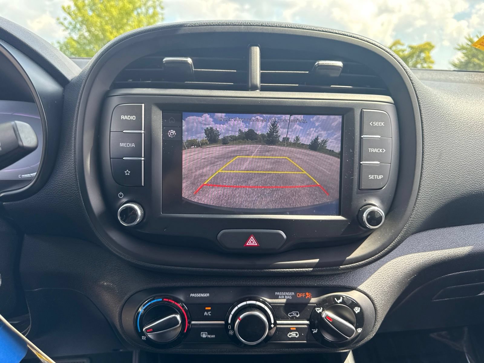 Used 2023 Kia Soul LX w/ Option Group 015 FWD image 24