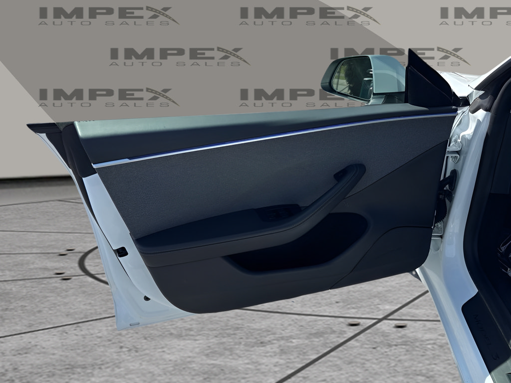 Used 2024 Tesla Model 3 Standard Range RWD image 18