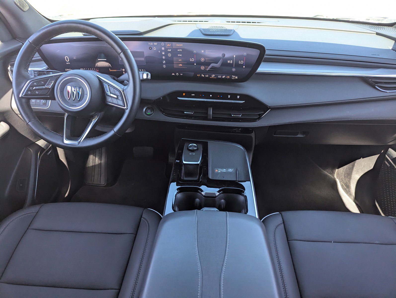 Certified 2025 Buick Enclave Preferred image 15