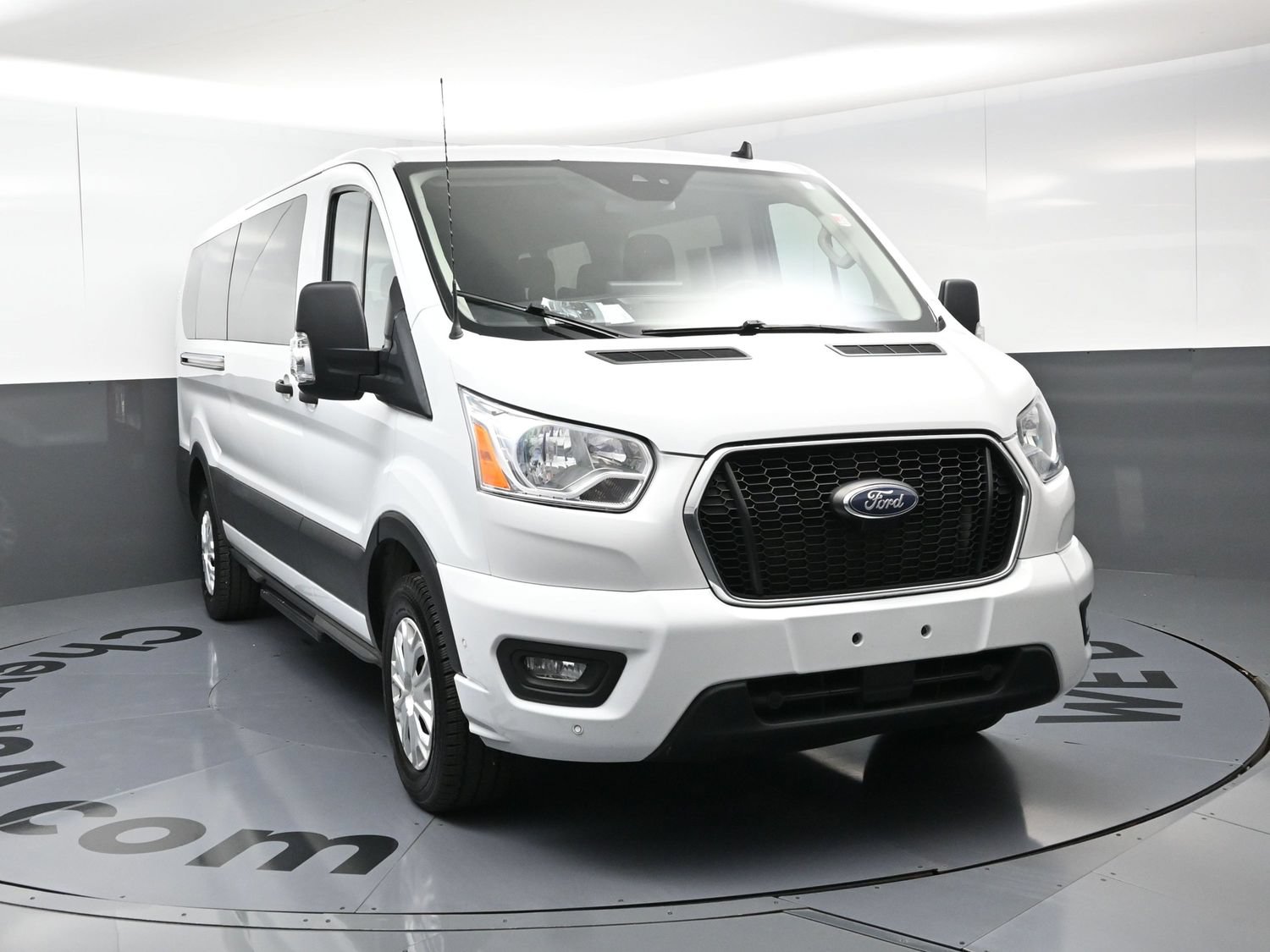 Used 2022 Ford Transit 350 XLT RWD image 24