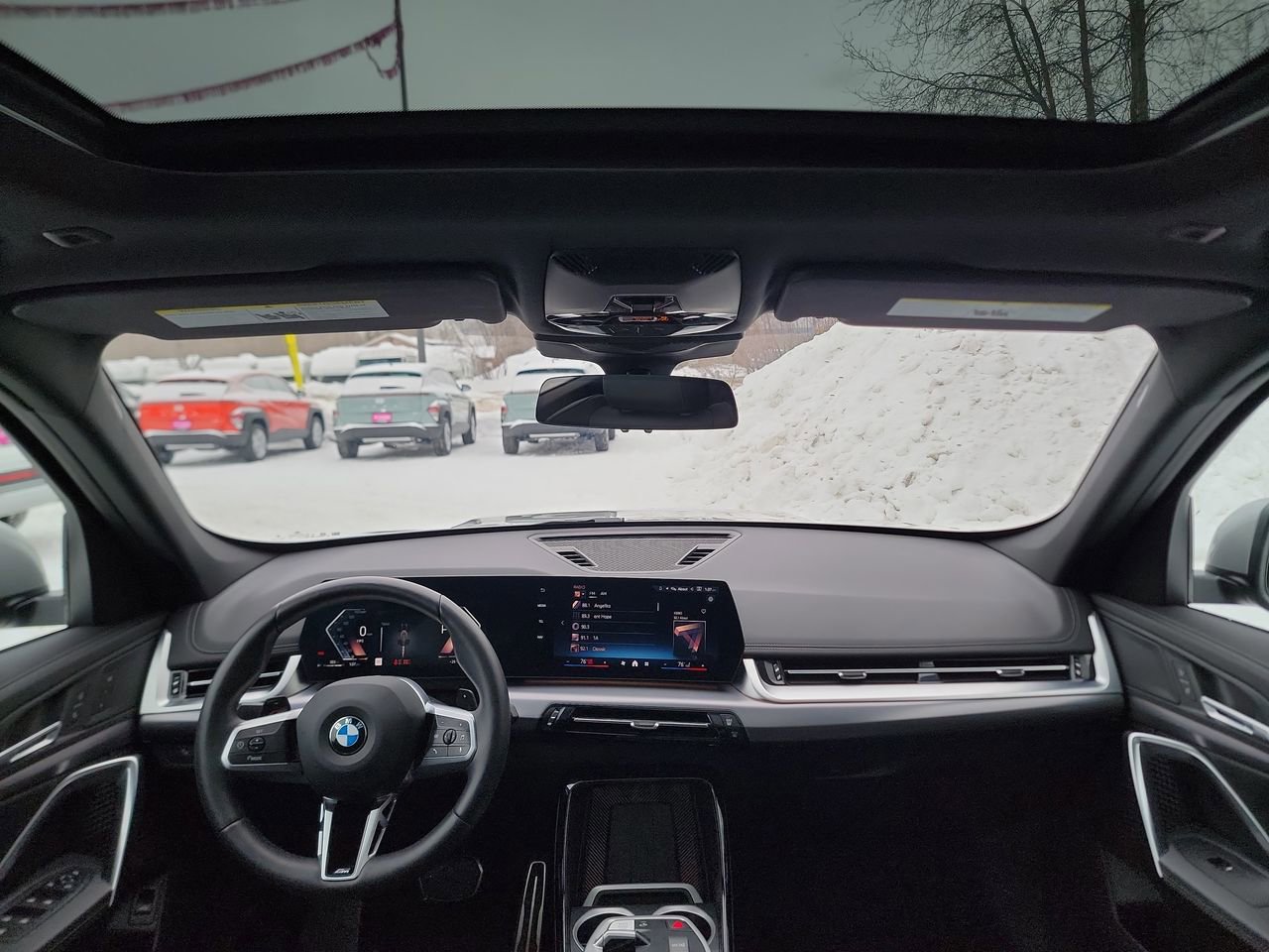 Used 2025 BMW X1 xDrive28i w/ M Sport Package image 27