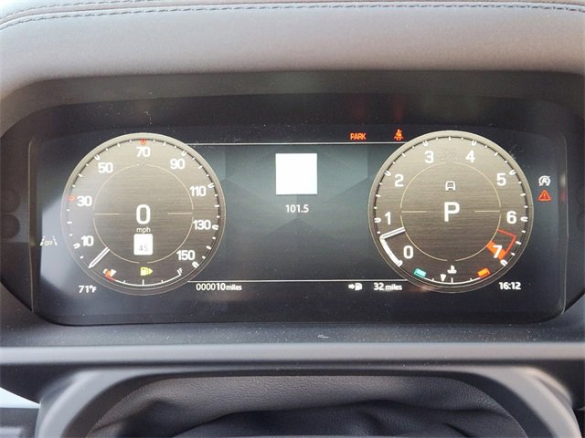 New 2024 Land Rover Defender 110 S image 15