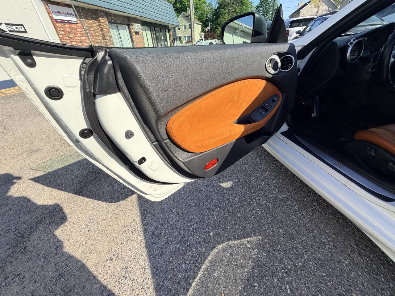 Used 2012 Nissan 370Z Touring RWD image 18