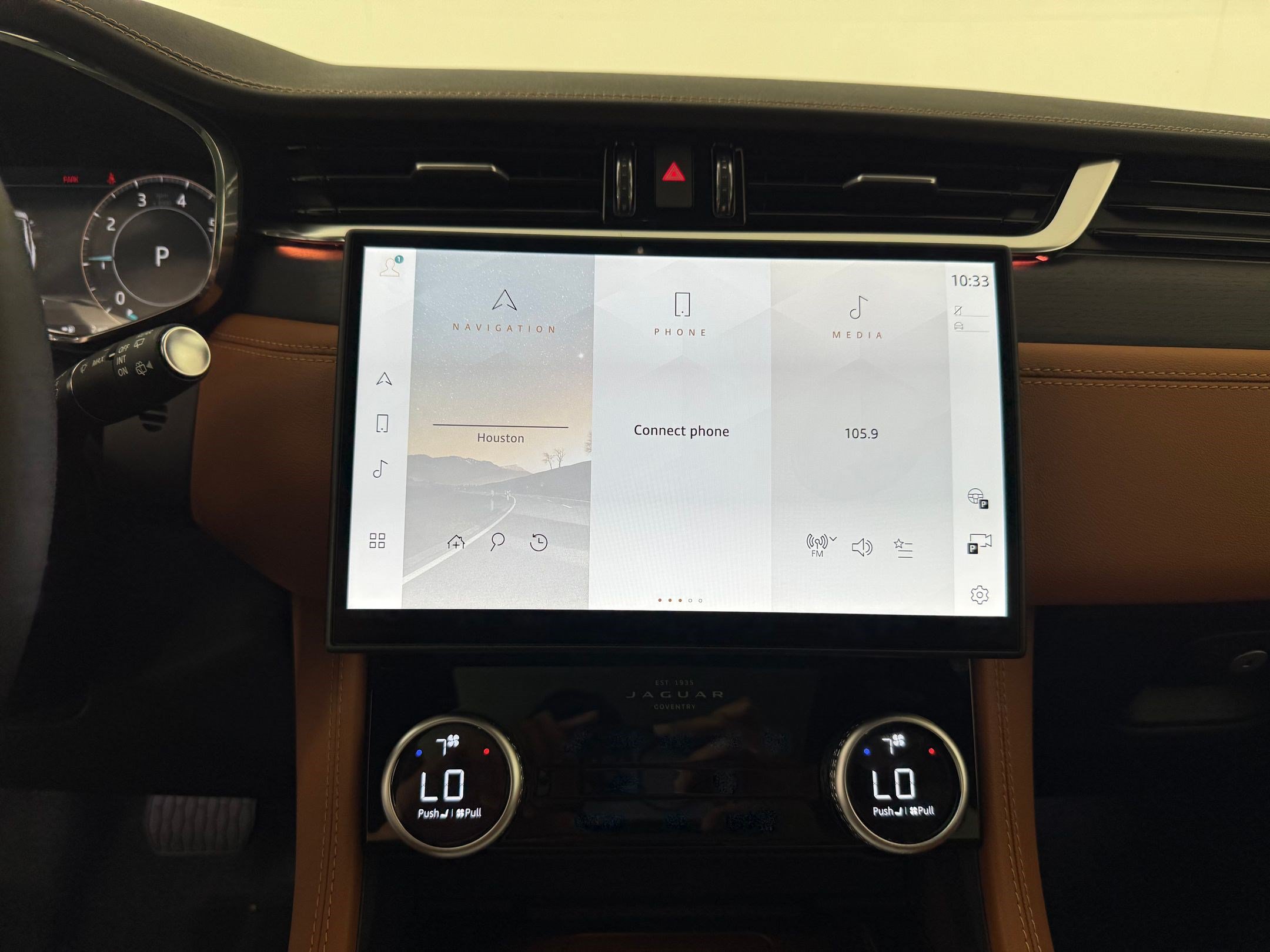 New 2026 Jaguar F-PACE R-Dynamic S AWD/4WD image 18
