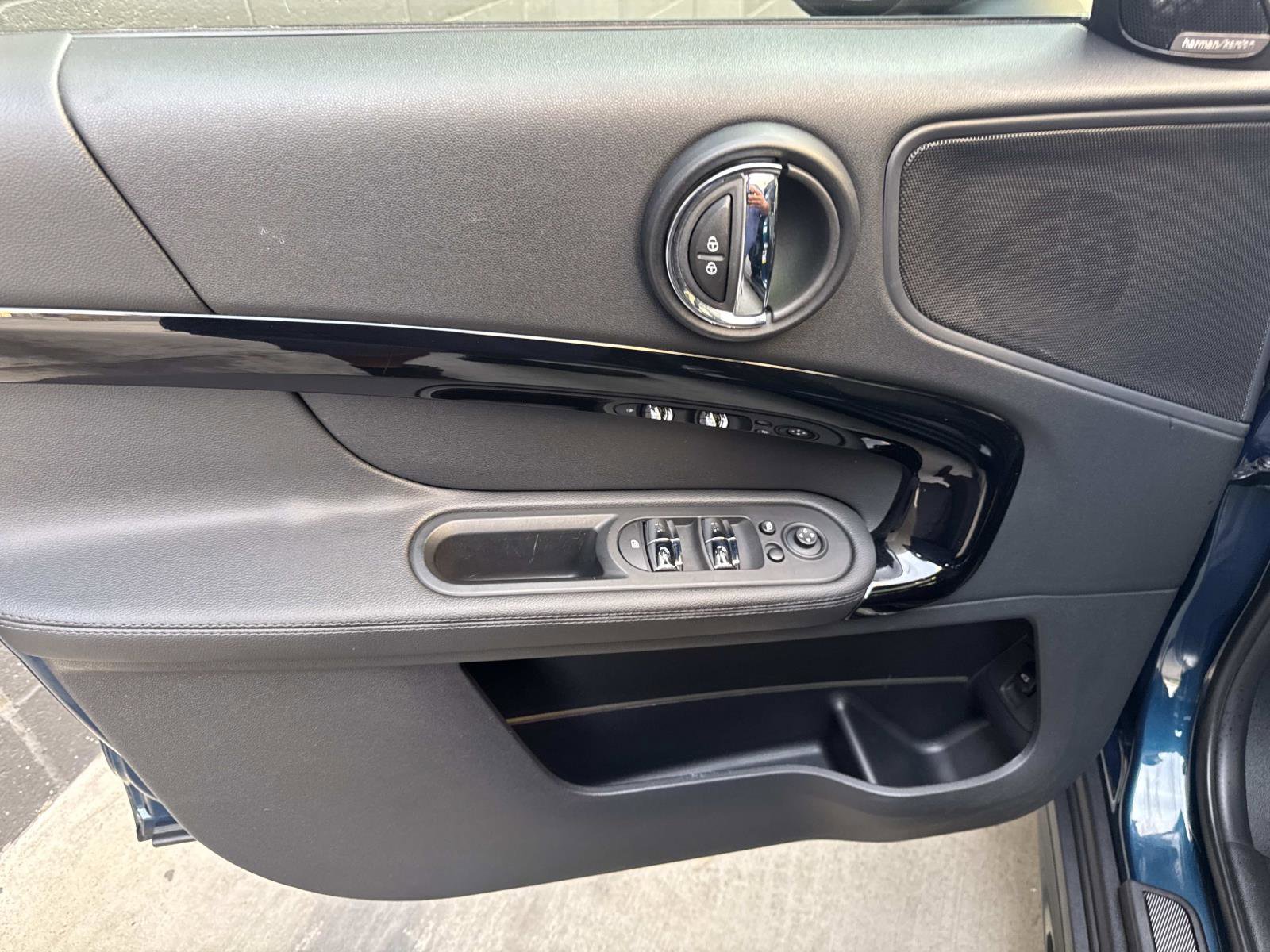 Used 2022 MINI Cooper Countryman S w/ Boardwalk Edition image 17