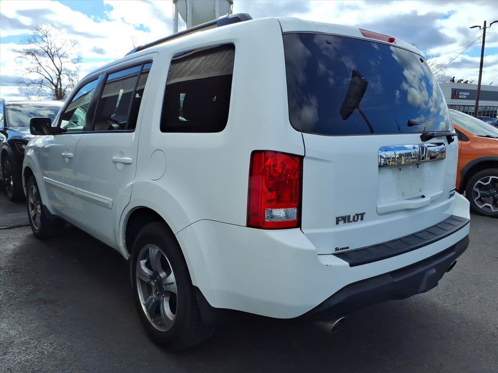 Used 2015 Honda Pilot SE video 3