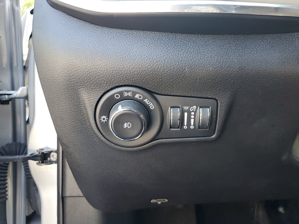 Used 2024 Jeep Compass Limited AWD/4WD image 30