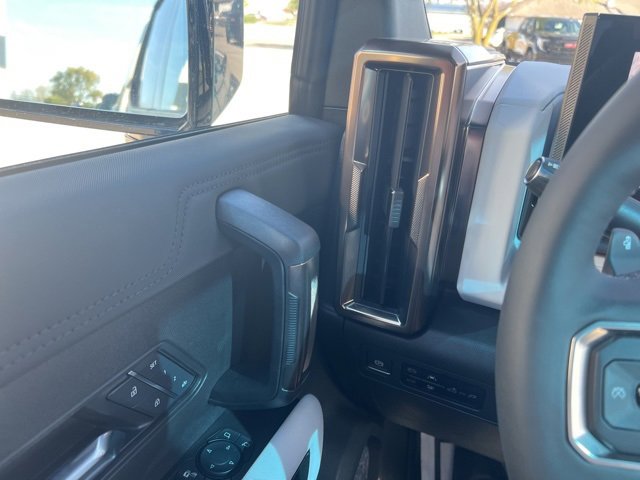New 2025 GMC Hummer EV 3X w/ LPO, Sport Package image 30