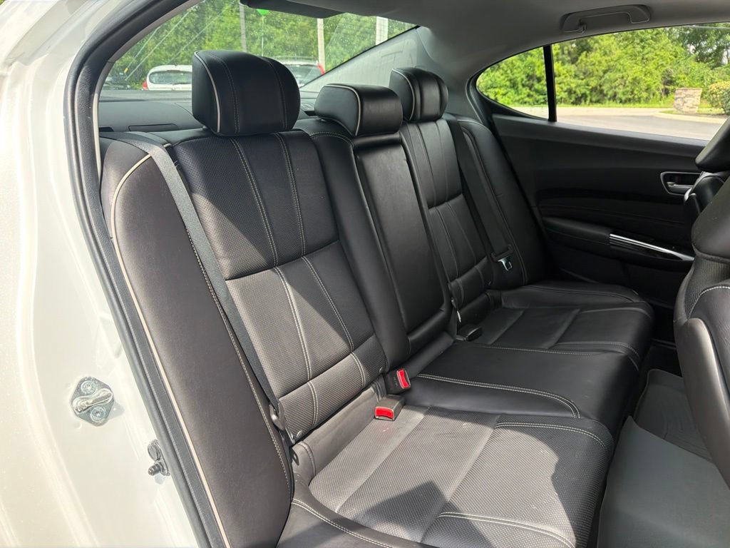 Used 2018 Acura TLX w/ Technology Package FWD image 43
