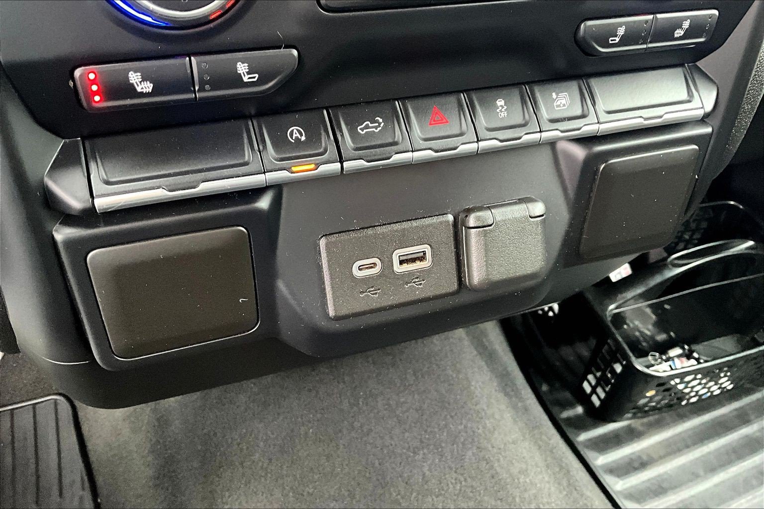 Used 2021 Chevrolet Silverado 1500 LT AWD/4WD image 33