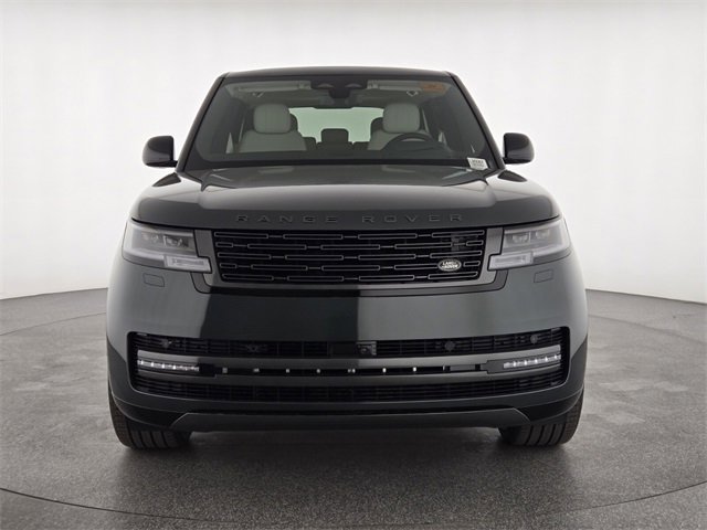 New 2026 Land Rover Range Rover SE image 8